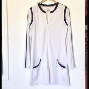 Michael Kors. Cover up